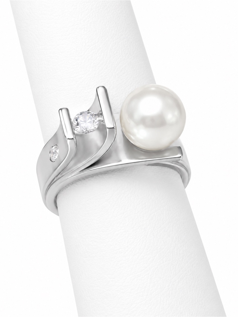 Sterling Silver Pearl and Cubic Zirconia Open Ring - White Pearl size 9